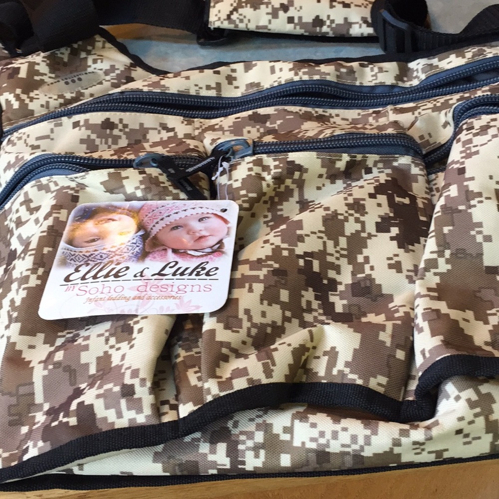 Soho design Ellie & Luke camouflage diaper bag